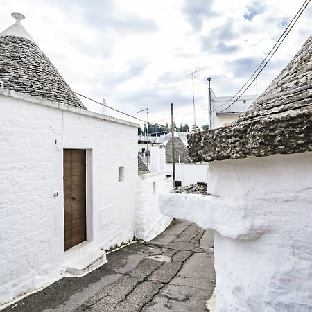 Апартаменты Il Trullo Degli Arazzi Альберобелло Экстерьер фото